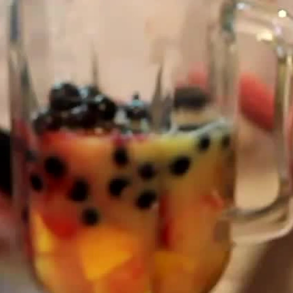 blueberry mango smoothie orange juice, step 2