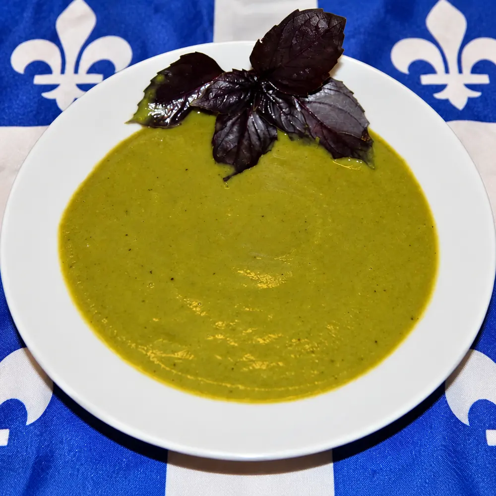 cream of asparagus soup, finished dish