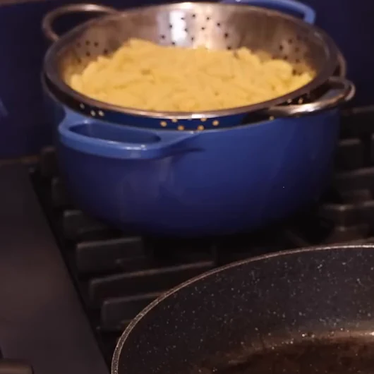 fusilli cremeux poulet bacon parmesan, étape 1