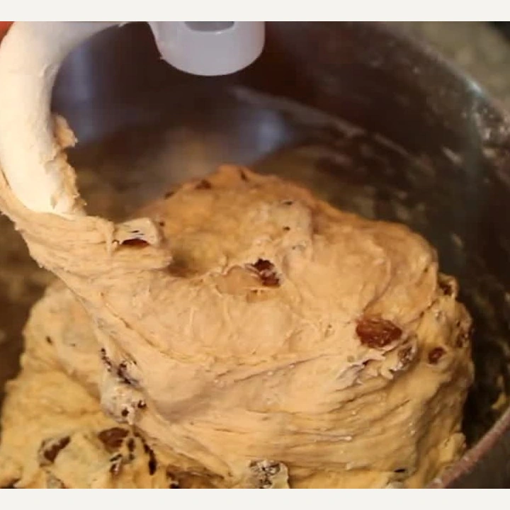 homemade cinnamon raisin bread, step 2