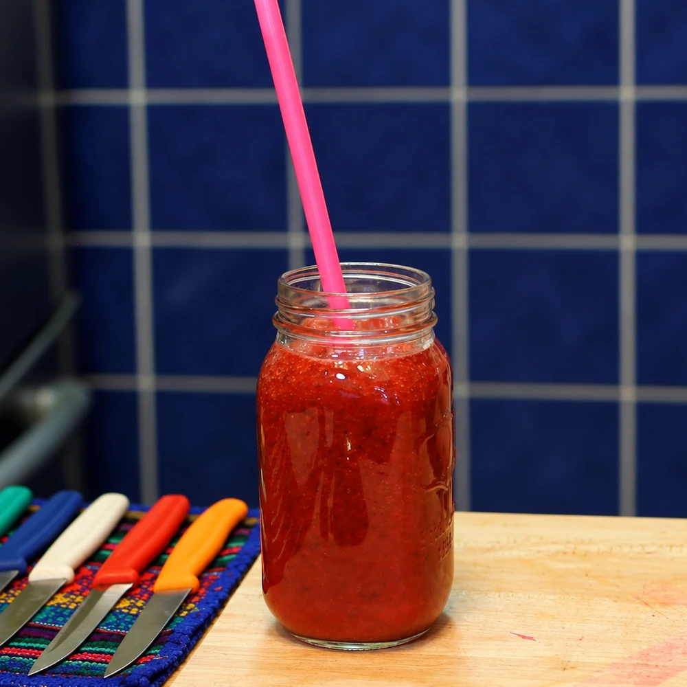 jus de legumes maison facon v8 tomate betterave et epinards, plat fini