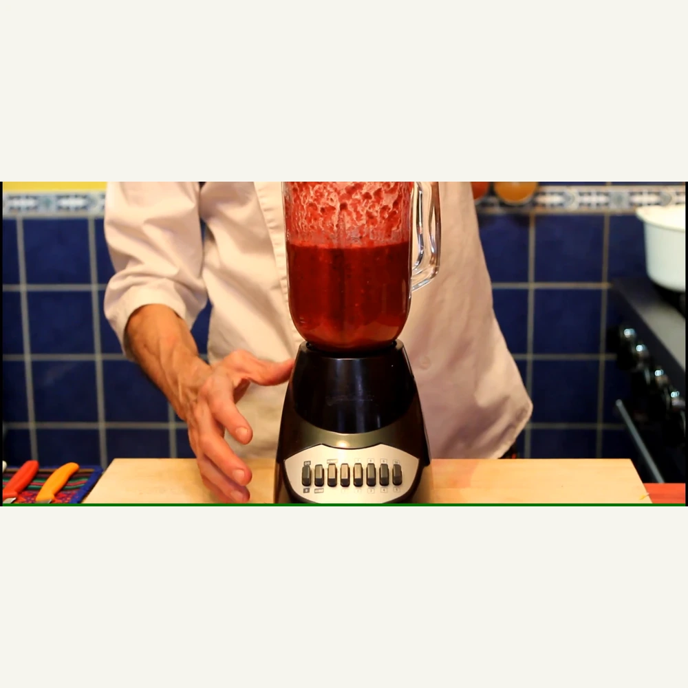 jus de legumes maison facon v8 tomate betterave et epinards, étape 5