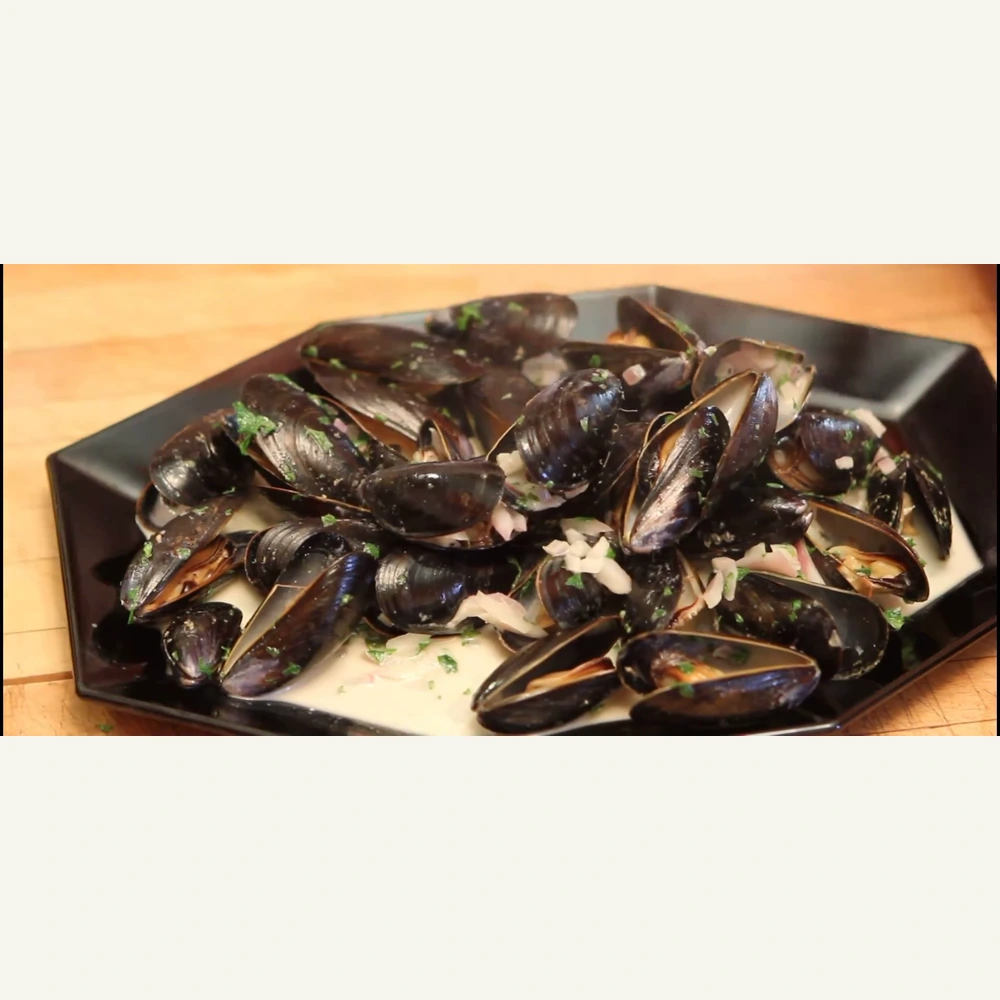 moules a la creme et au fromage bleu cuisson rapide en cocotte, plat fini