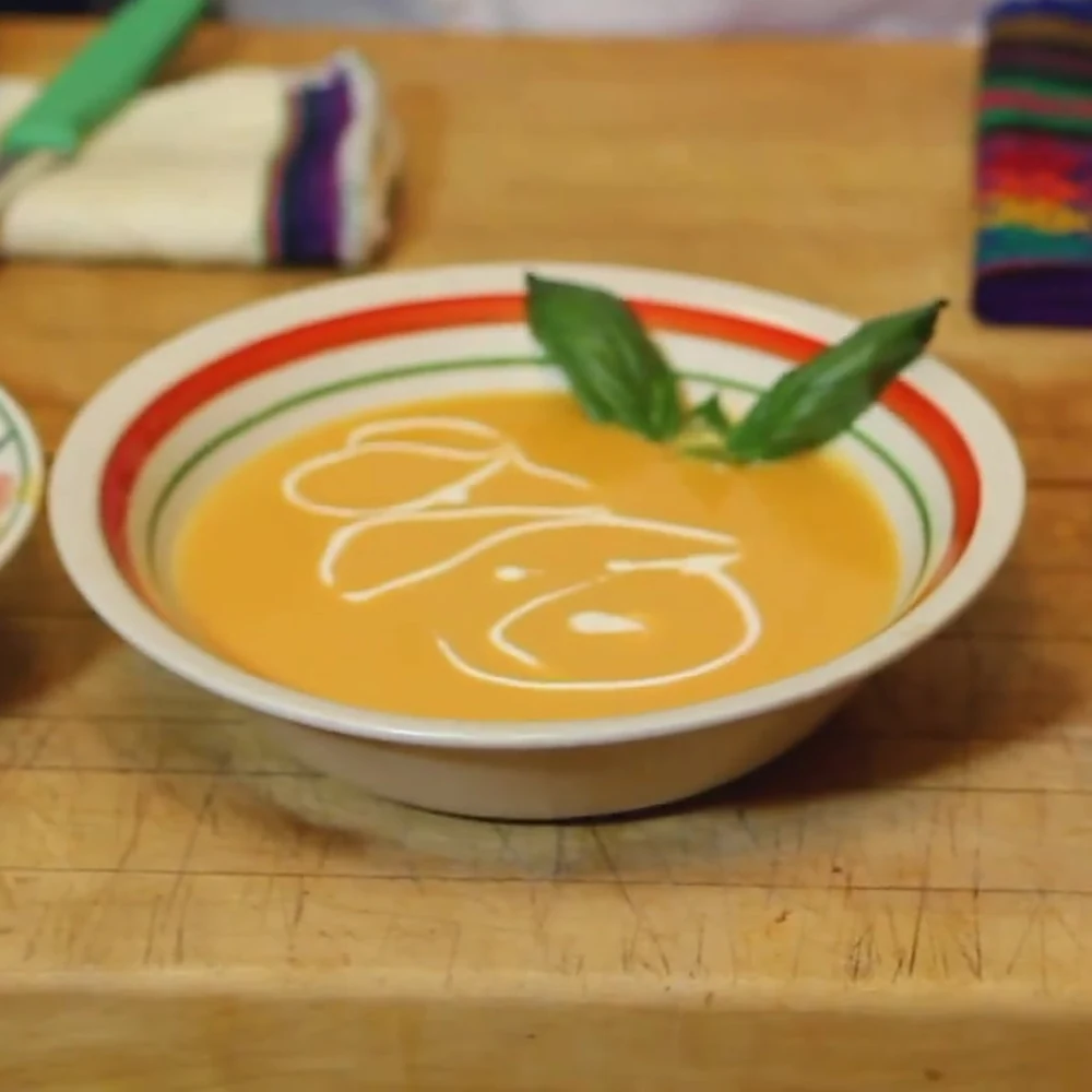 potage crecy carrot soup, finished dish