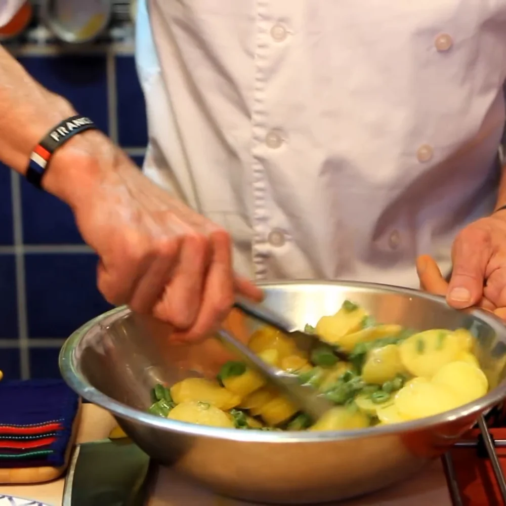 potato salad blue cheese sauce, step 5
