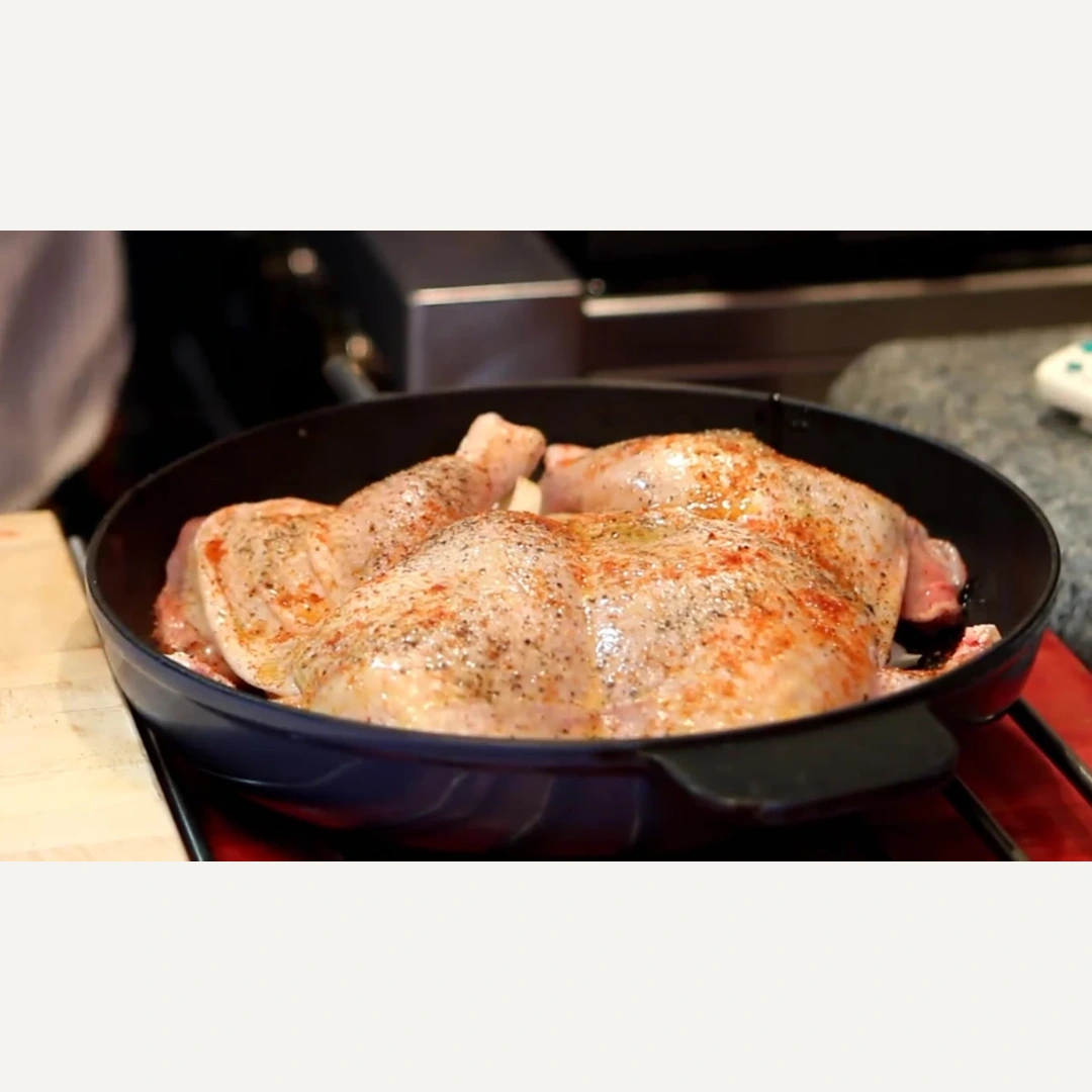 poulet roti poele crapaudine cajun, &eacute;tape 2