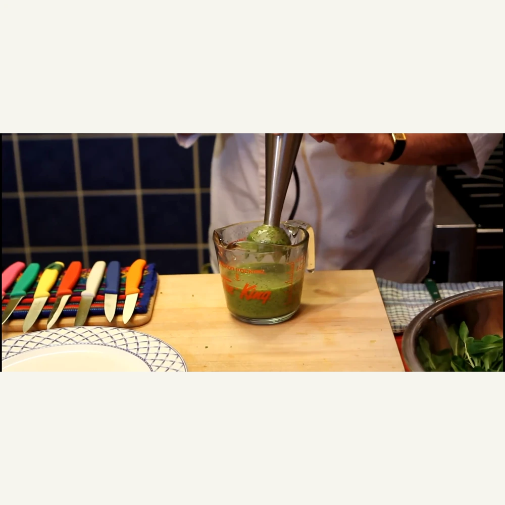 salade de mache sauce verte au citron et aux herbes, étape 4