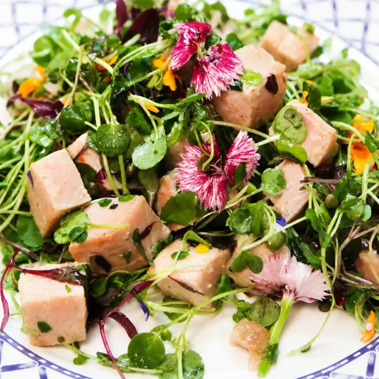Salade de thon frais, vinaigrette citron-ail et câpres