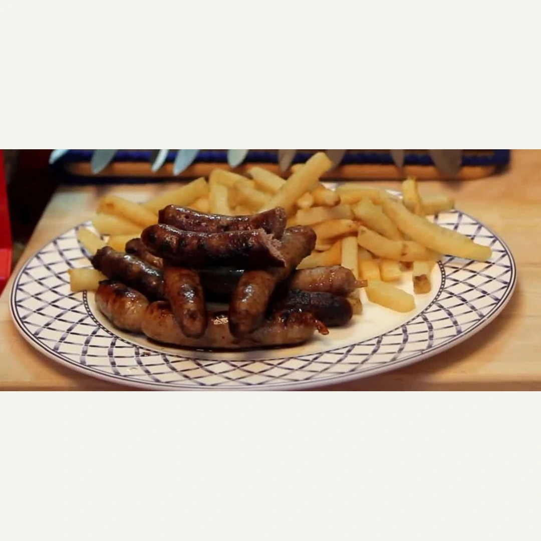 saucisses canard maison ail poivre, plat fini