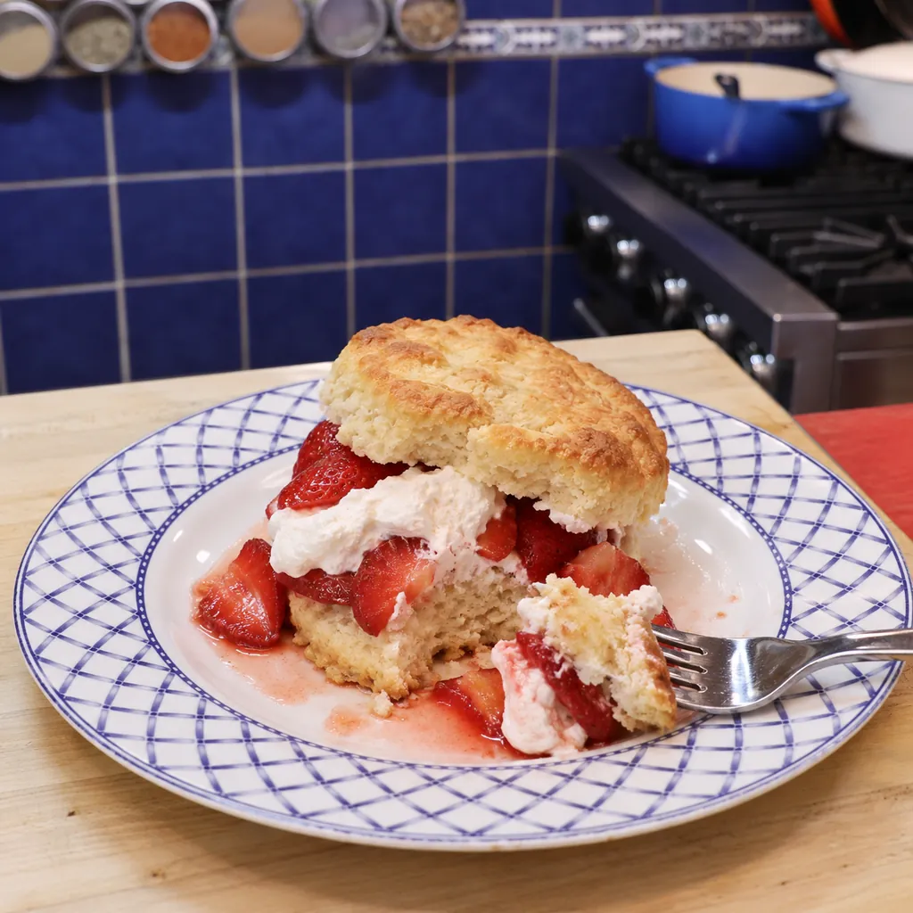 shortcakes fraises biscuits creme, plat fini