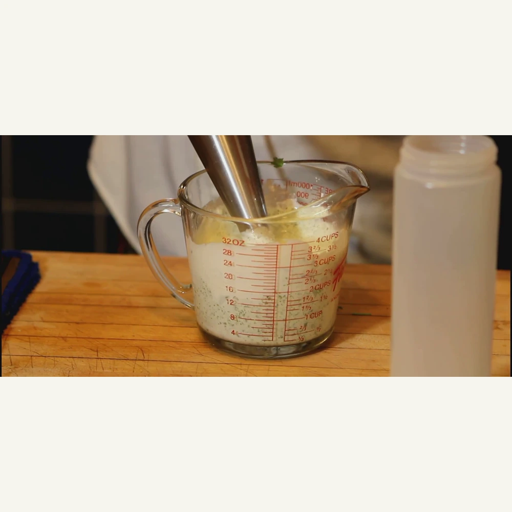 soupe froide davocat au citron et creme a la coriandre, étape 4