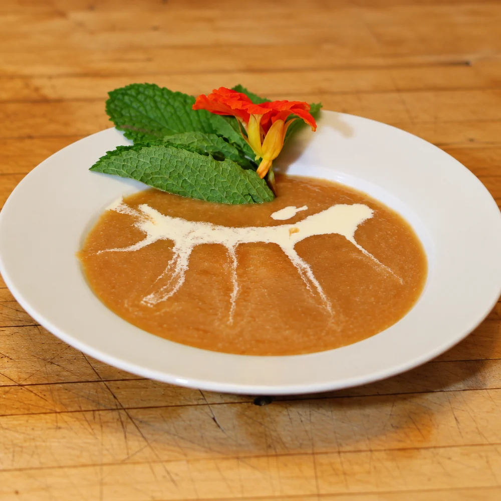 Soupe froide de melon au porto et à la crème