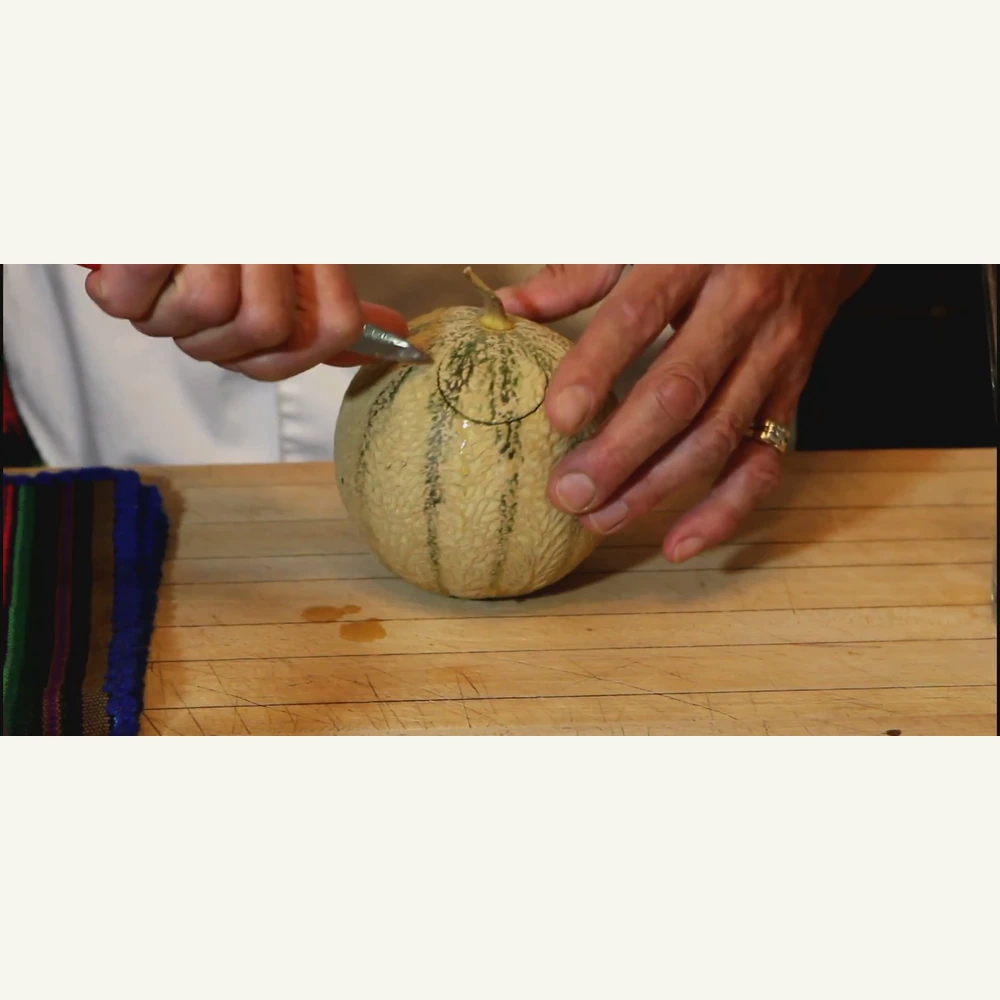 soupe froide de melon au porto et a la creme, étape 1
