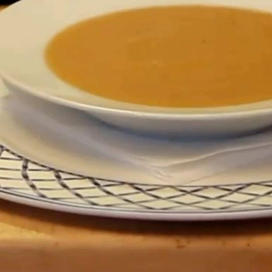 soupe legumes mixee legumes bouillon, plat fini