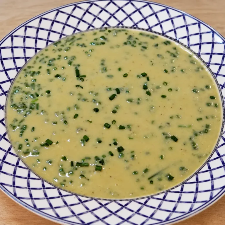 Vichyssoise : soupe froide de poireaux et pommes de terre