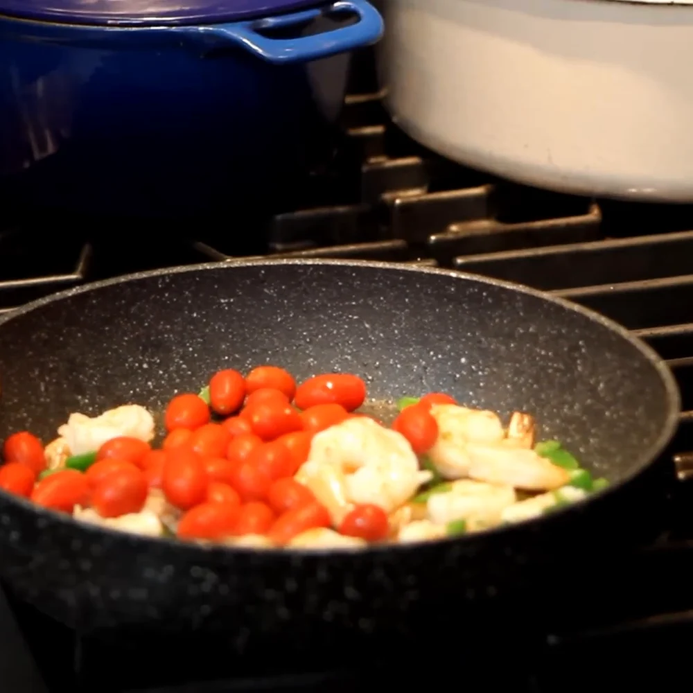 warm spicy shrimp salad, step 4